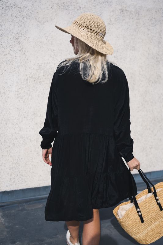 Olivia Dress Caviar 