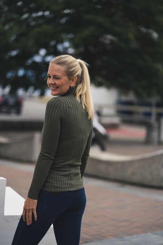 Chelsea LS Knit Top Light Green