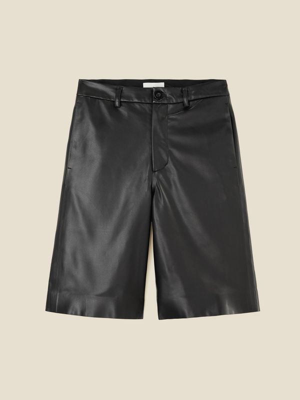 Celest Shorts Black 