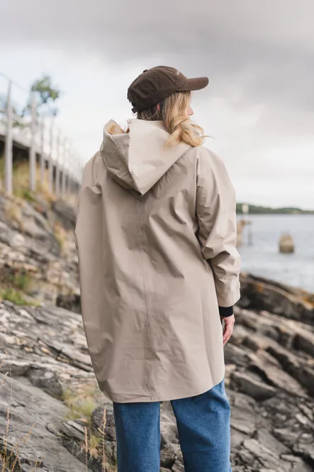 Hovedbilde Bergen Poncho Beige 