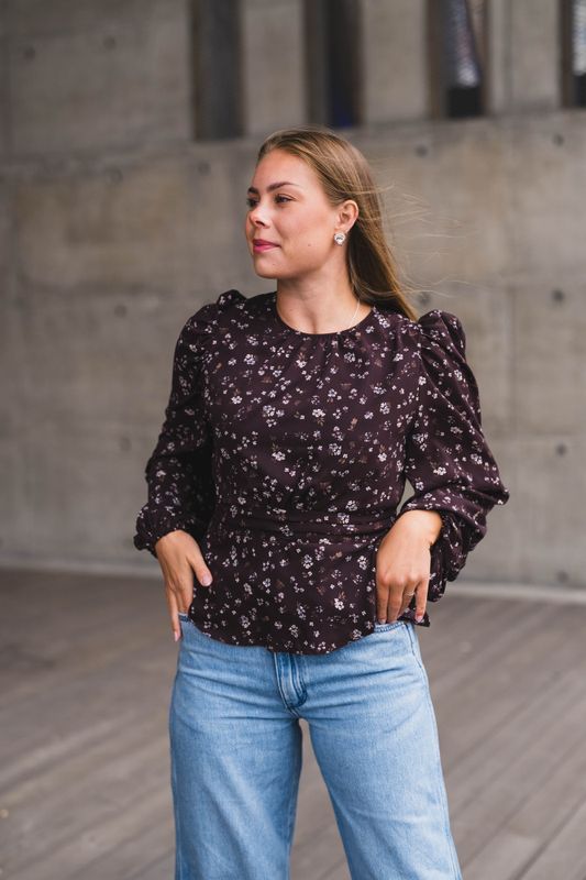 Delphine Flowerbunch Blouse Chocolate Plum 