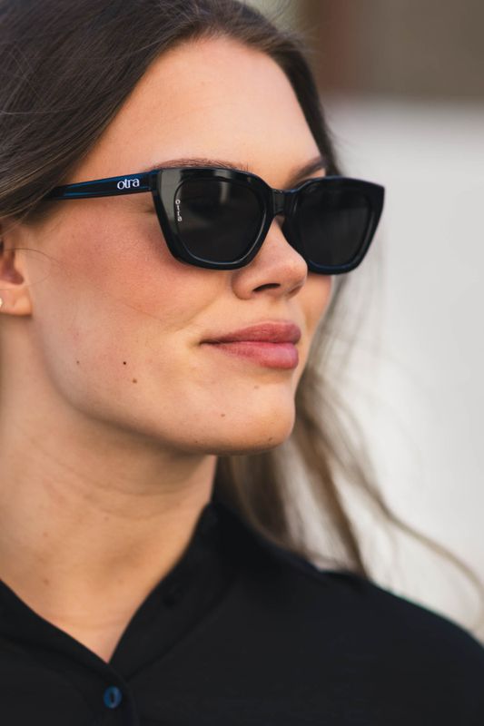 Nove Black/Smoke 