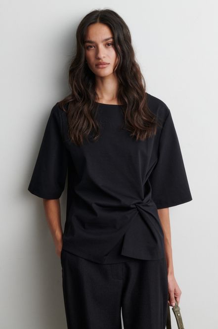 Hovedbilde Arkai Drape Tee Black 
