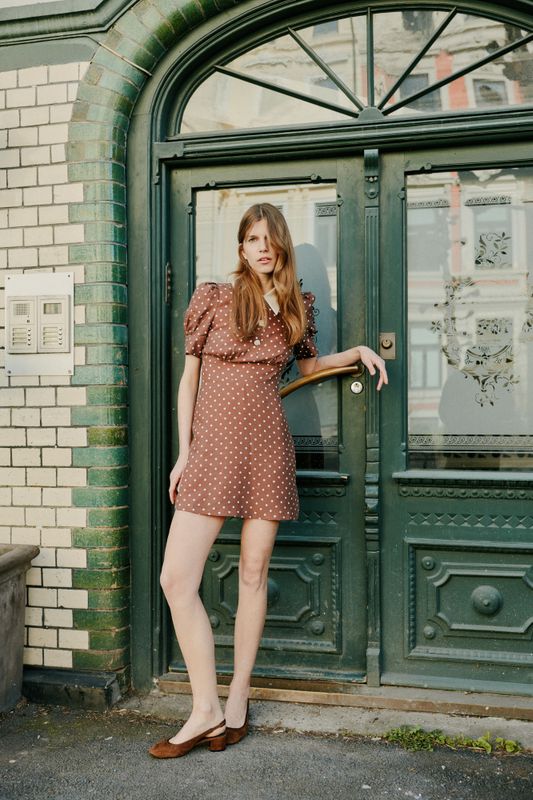 Beauty Dots Brown 