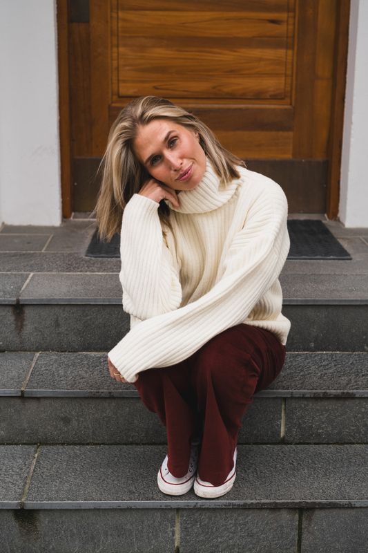 Alba Ribbed Turtleneck Ecu 