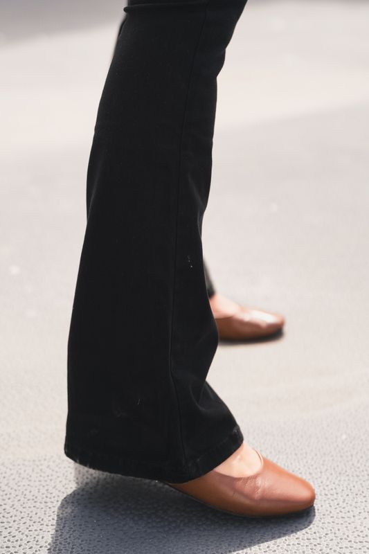 Raval Lea Soft Colour Black