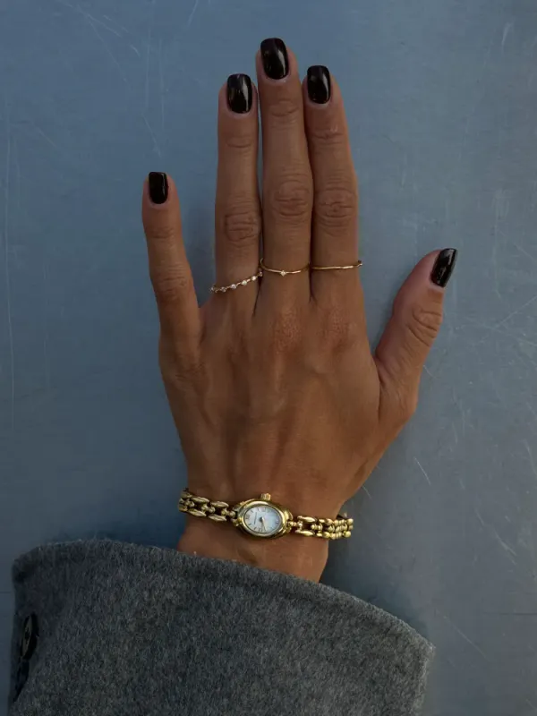 Heritage Oval Watch Gold 