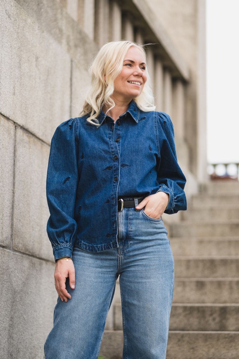 Frida Shirt EMB M Blue Wash/Flower 