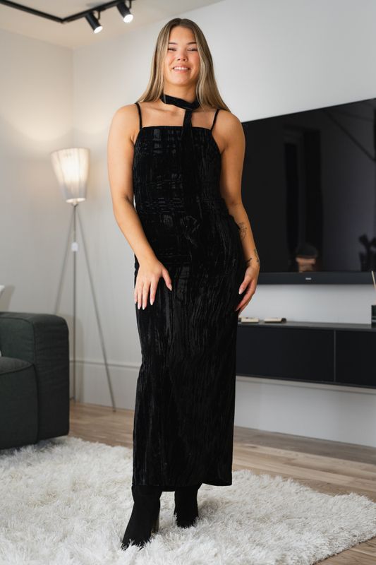 Cygnet Velvet Dress Black 