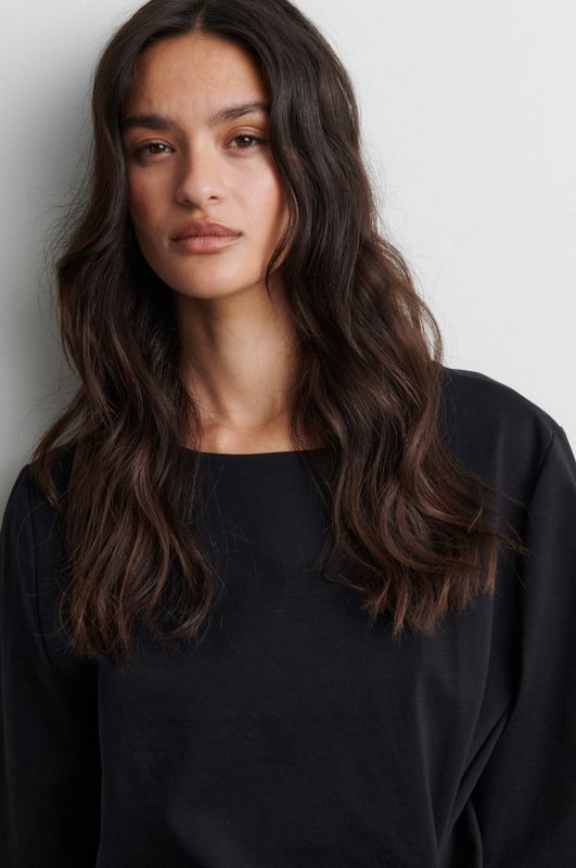 Arkai Drape Tee Black 