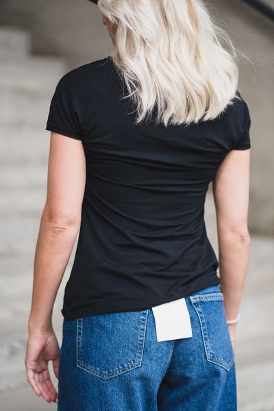 Hovedbilde Perfect Line Modal T-Shirt V Neck Black 