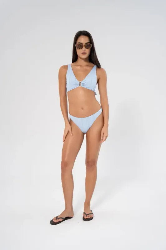 Daisy Maia Top Sky 