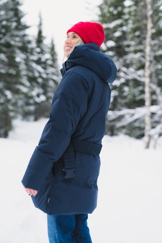 Besseggen Light Down Jacket Dark Navy 