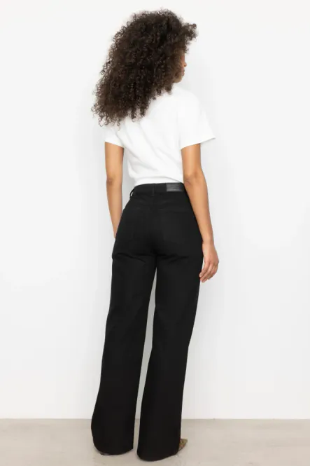 Hovedbilde Taylor Black 