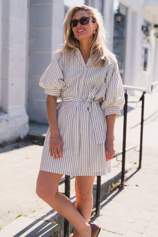 Serene Slim Stripe Dress Offwhite 