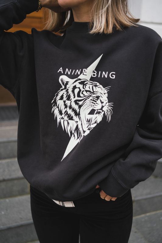 Miles Sweatshirt Tiger Washed Black 