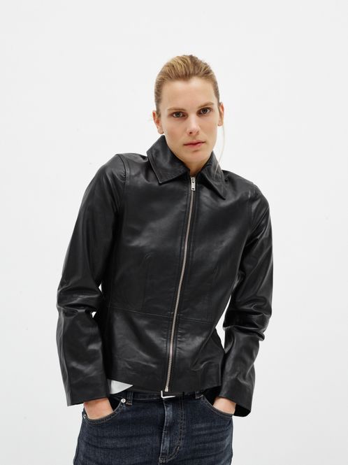 Hovedbilde Yurie Jacket Black 