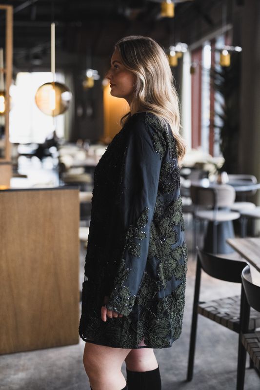 Flouing LS Dress Black 