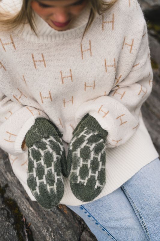 Gera Mittens Winter Moss 