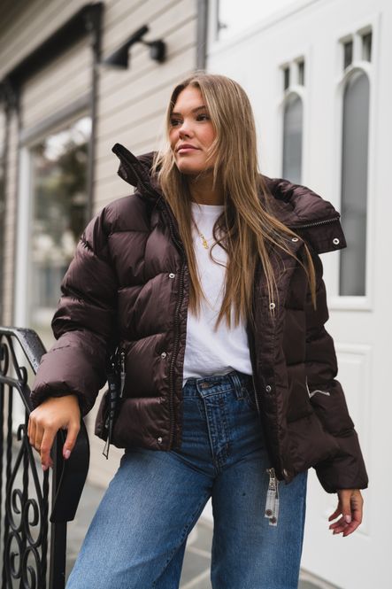 Hovedbilde Ginny Short Matt Chocolate 