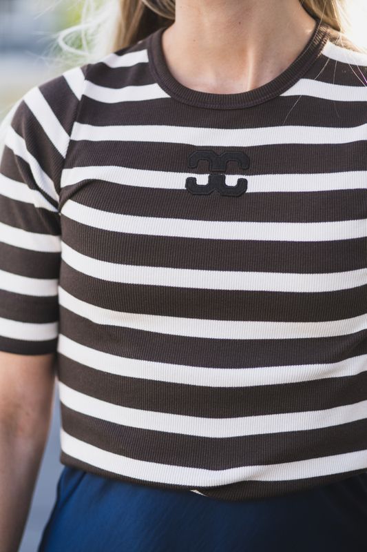 Granny Rib Emb SS T-Shirt Offwhite/Dark Brown 