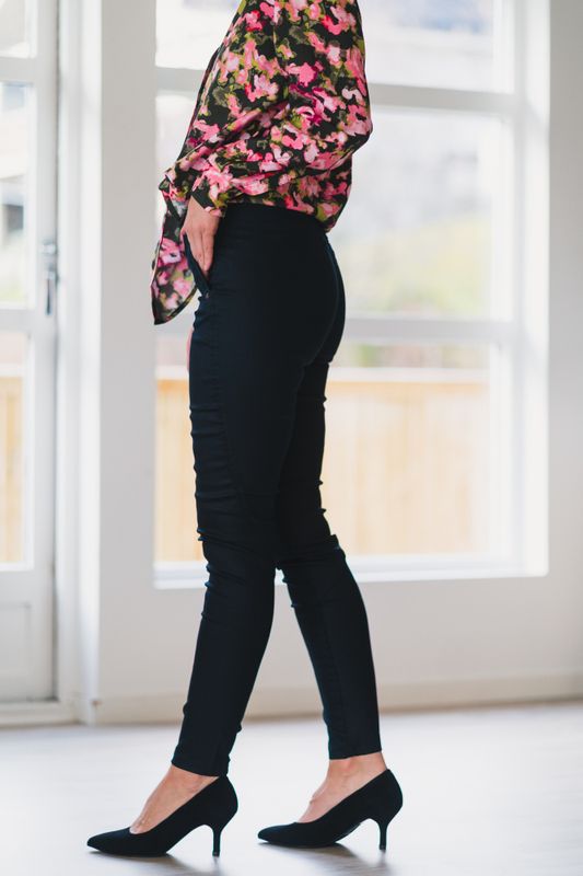 Jolie 274 Black Coated