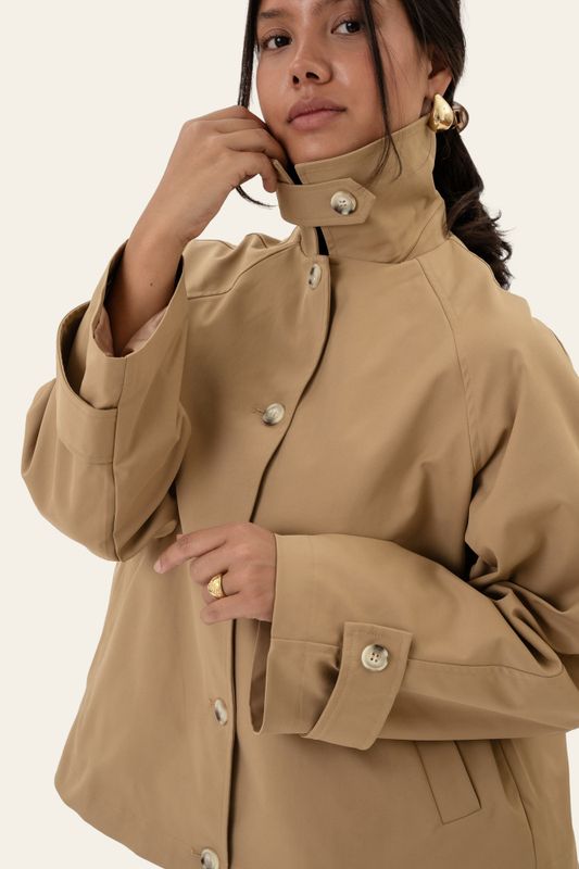 Avaic Short Trenchcoat Dark Beige 