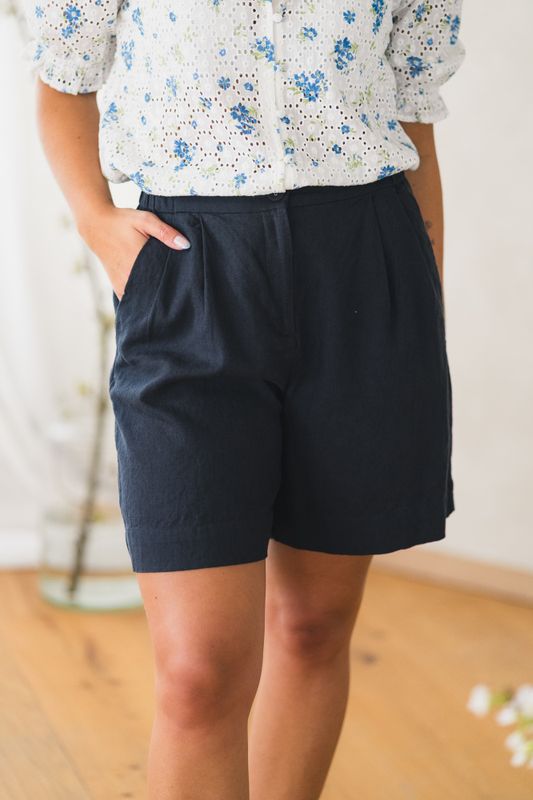 Pennie Ginia HW Shorts Phantom