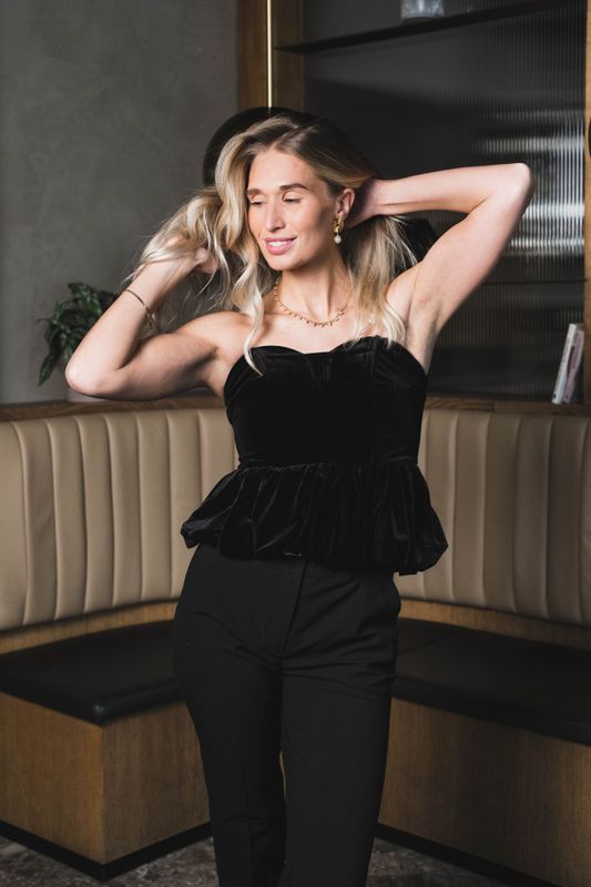 Vessi Velour Balloon Corsage Black 