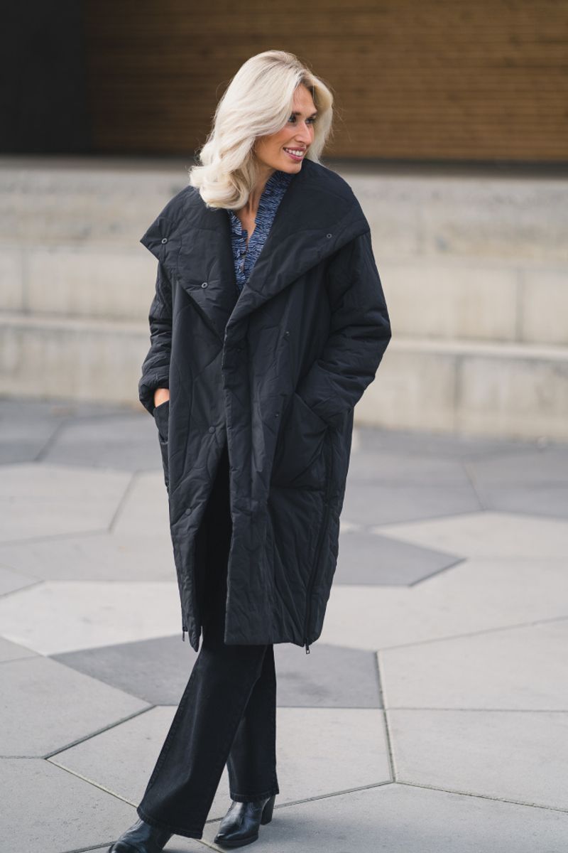 Leigan Long Coat Black