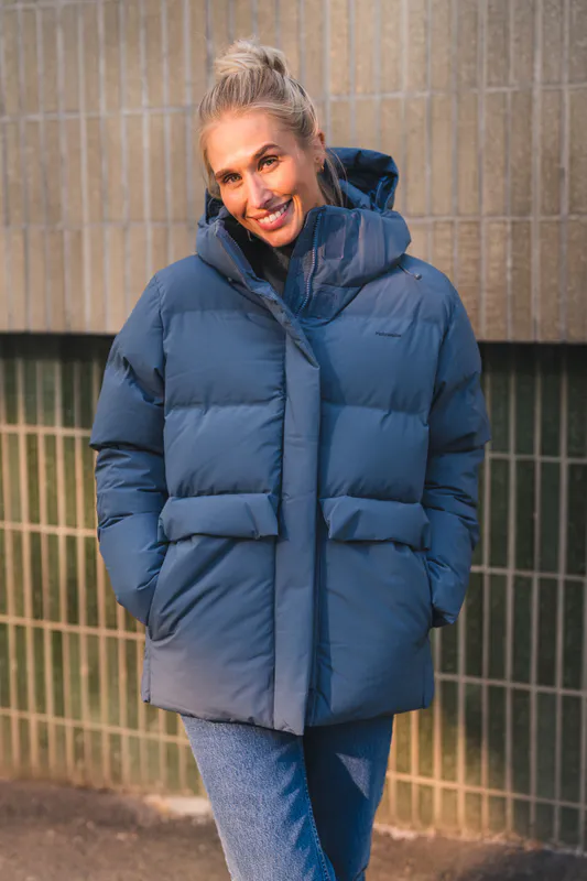 Besseggen Down Jacket Blue Aqua 
