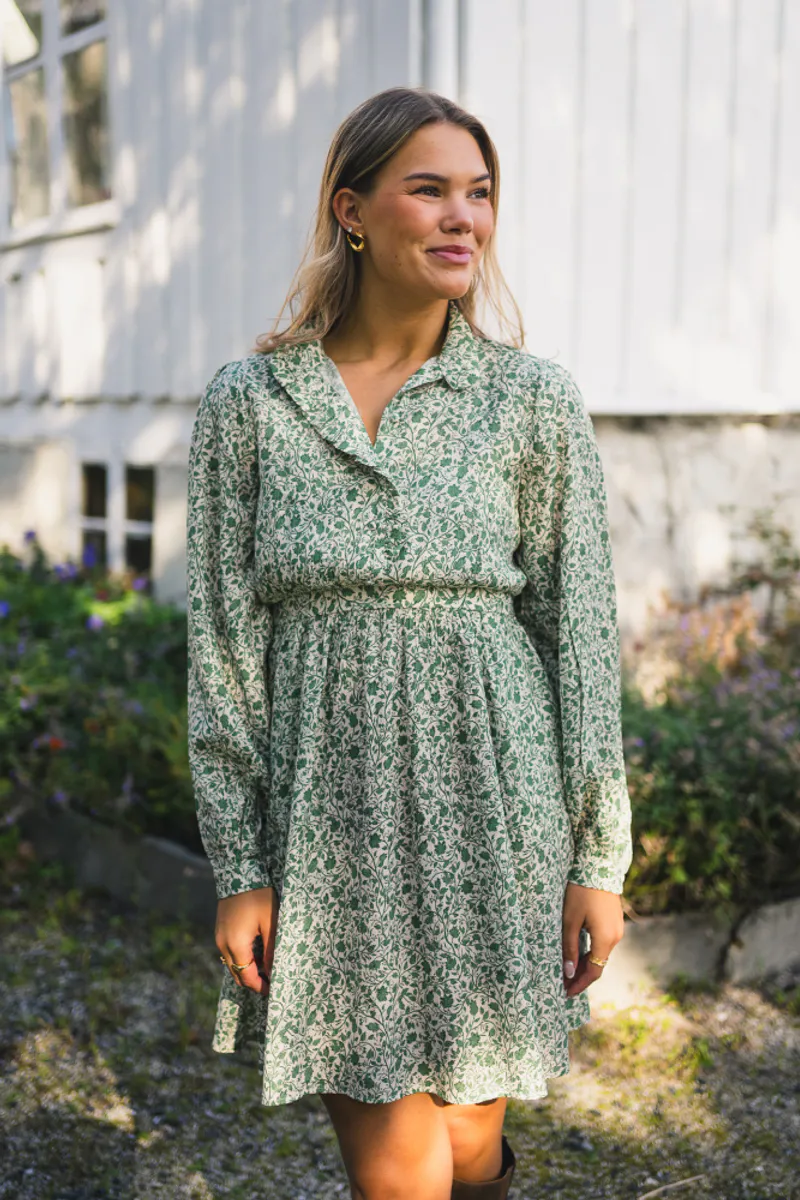 Astrid Dress Green Flower 