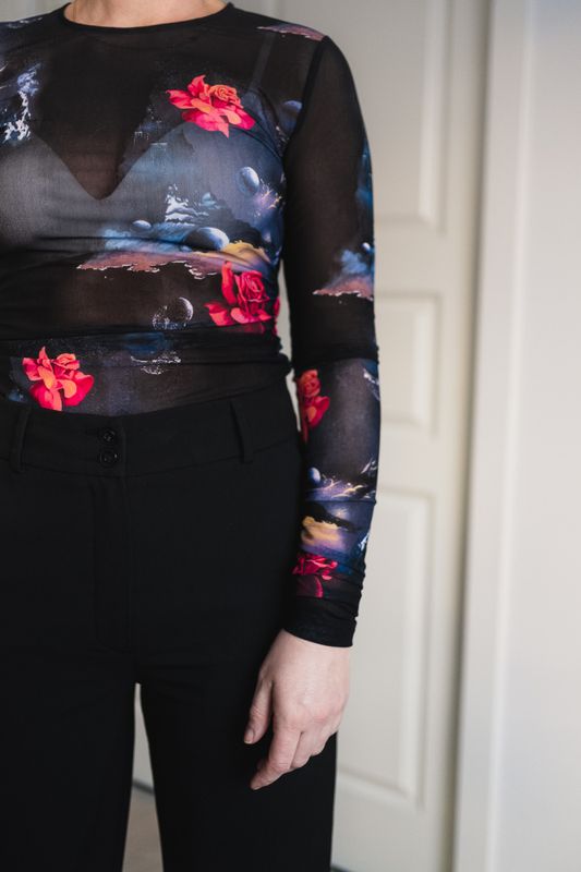Printed Mesh Long Sleeve Gathered Blouse Black 