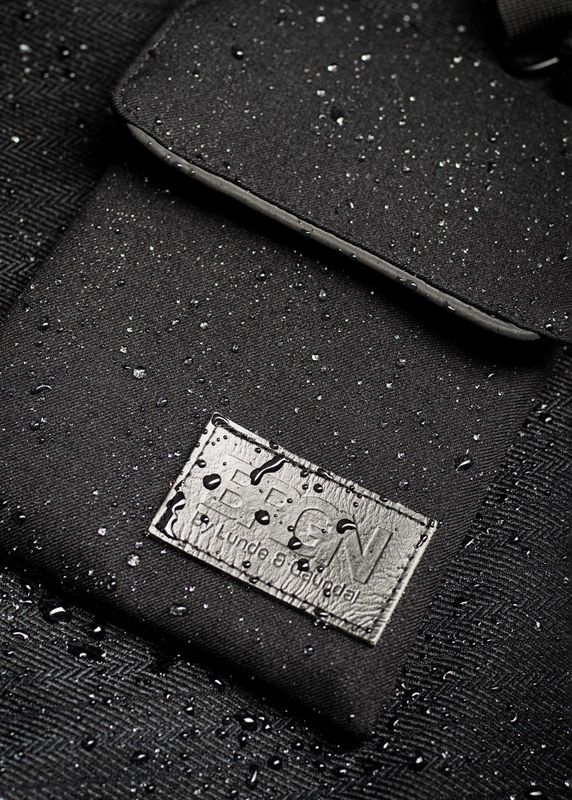 Messenger Purse New Black 