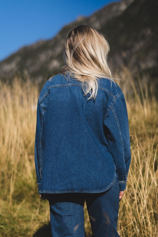 Naava Shirt Medium Vintage 