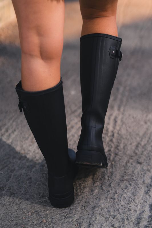 Downpour Adjustable Boot Black 