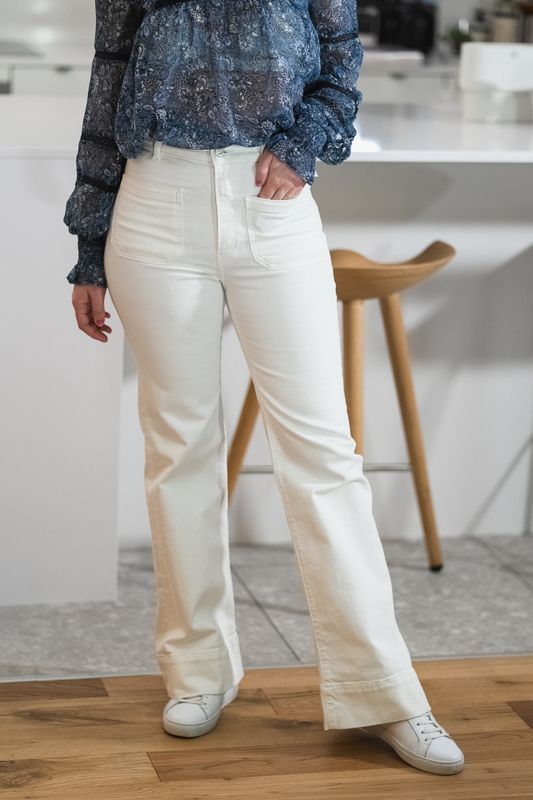 St Monica Natural White 