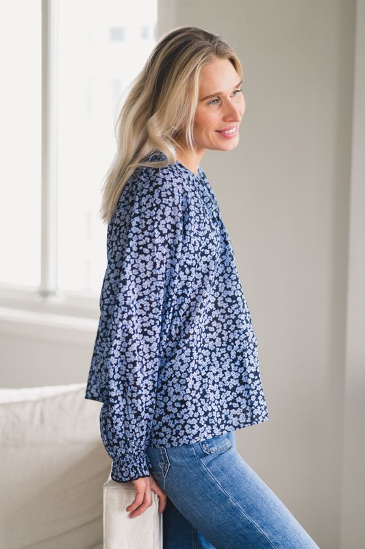 Ivon Retro Flower Black 