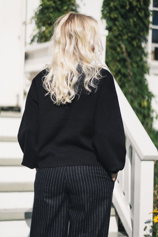 Mercy East M Pullover Black 