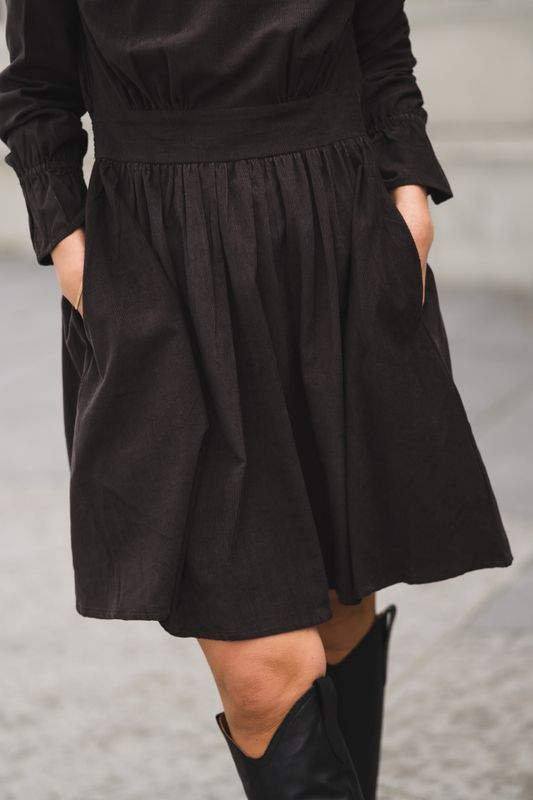 Embrace Dress Chocolate 