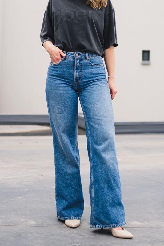 Reign Jean Medium Blue 