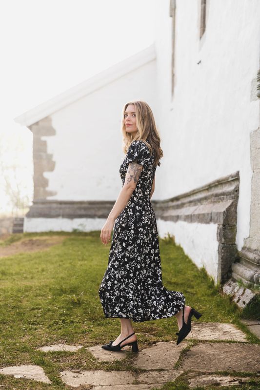 Addison Floral Primrose Black 