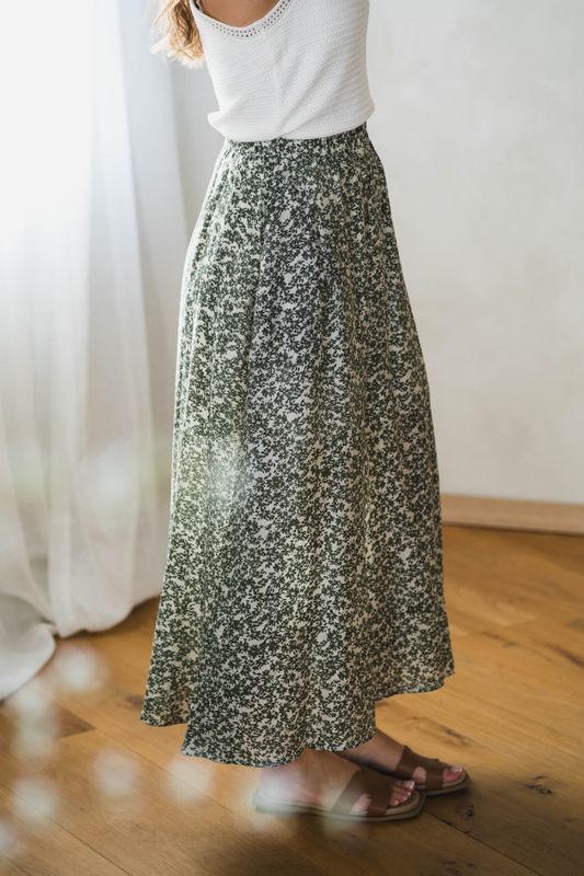 Seraphina HW Long Skirt Egret Flower 