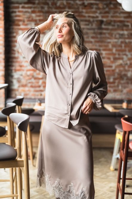 Hovedbilde Trine Shirt Mocha Merinque