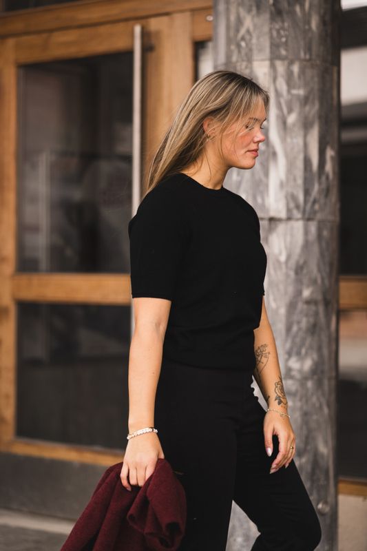 Natanya Pullover Black 