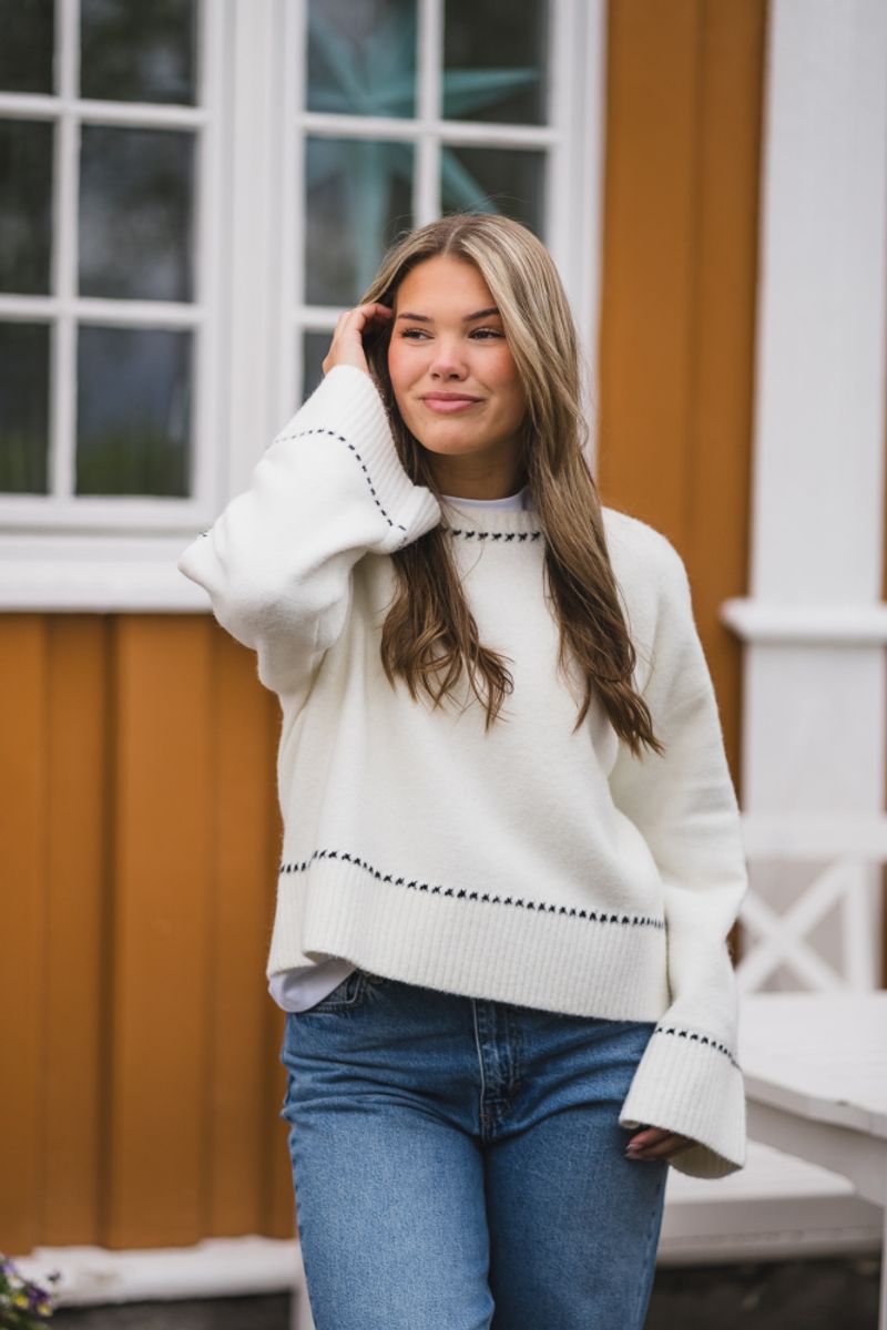 Roeme Knit Stitch Blouse Offwhite 