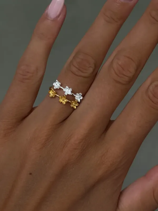 Triple Flower Ring 