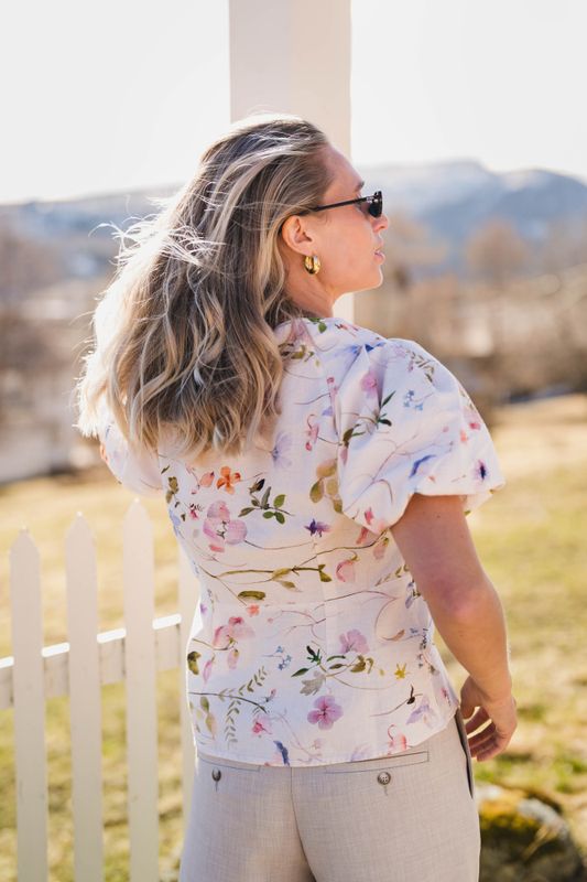 Irina Flower Blouse Offwhite 