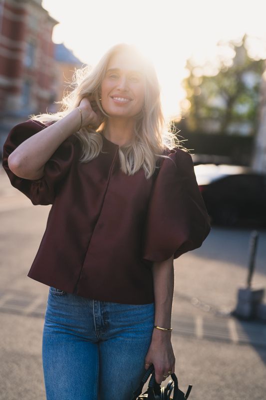 Cleo Pouf Sleeve Blouse Wine 