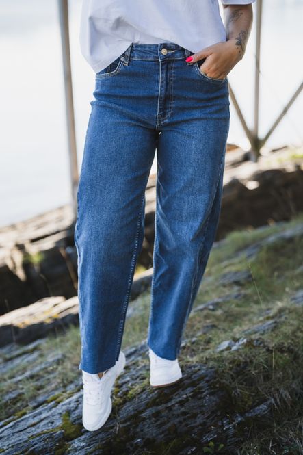 Hovedbilde Adelena Jeans Medium Dark Blue Denim 